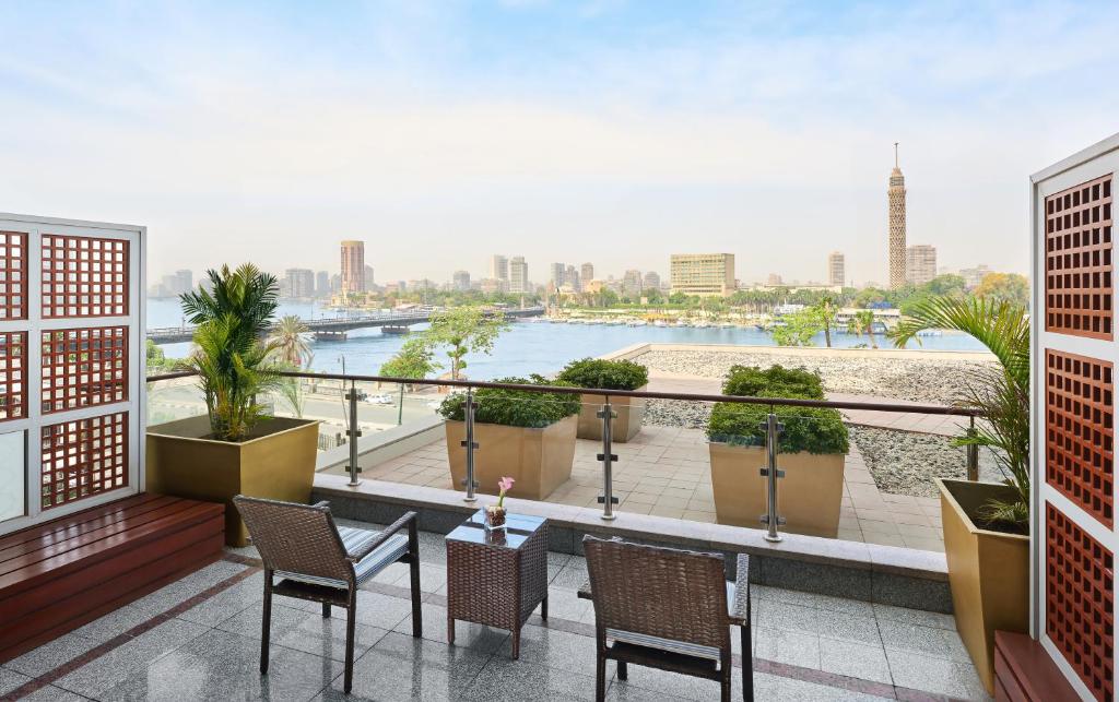 فندق وكازينو النيل ريتز كارلتون القاهرة 5 نجوم